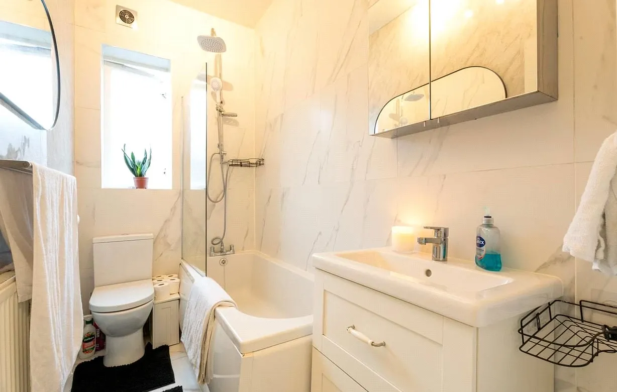 1 bedroom apartment to rent - Bentley Hurst