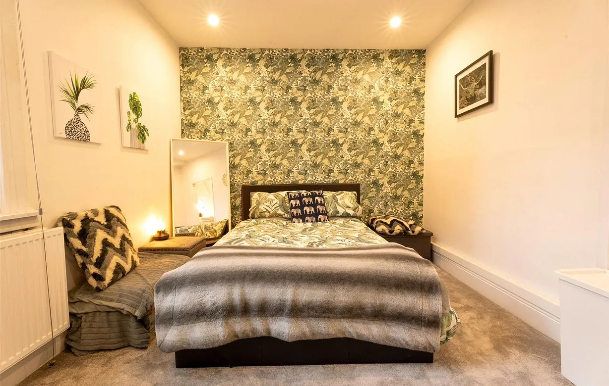 1 bedroom apartment to rent - Bentley Hurst