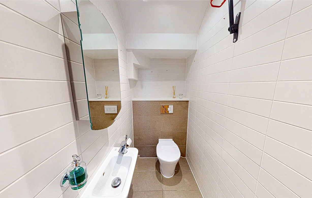 2 bedroom house for sale - Bentley Hurst