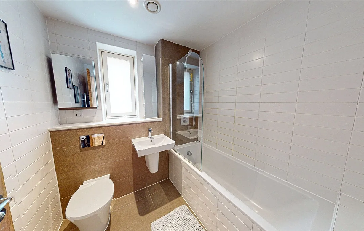 2 bedroom house for sale - Bentley Hurst