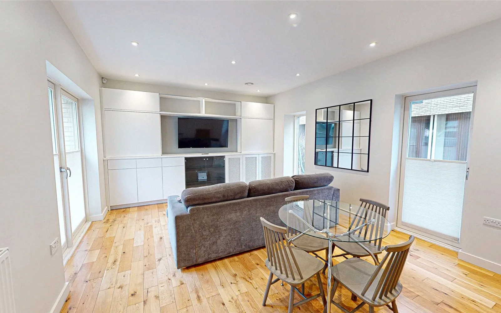 2 bedroom house for sale - Bentley Hurst