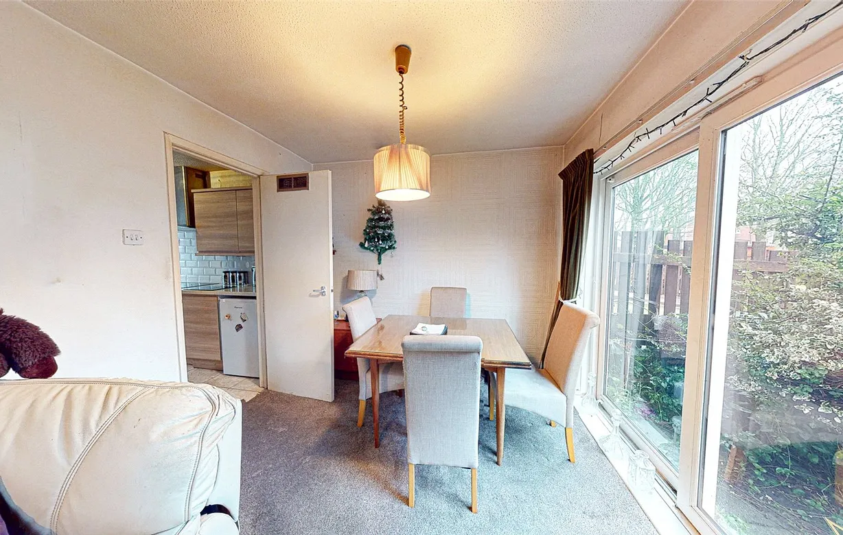 2 bedroom house for sale - Bentley Hurst