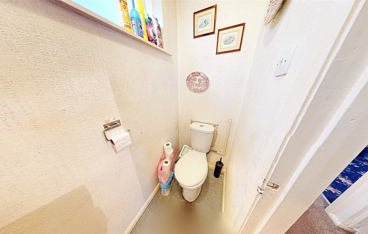 2 bedroom house for sale - Bentley Hurst