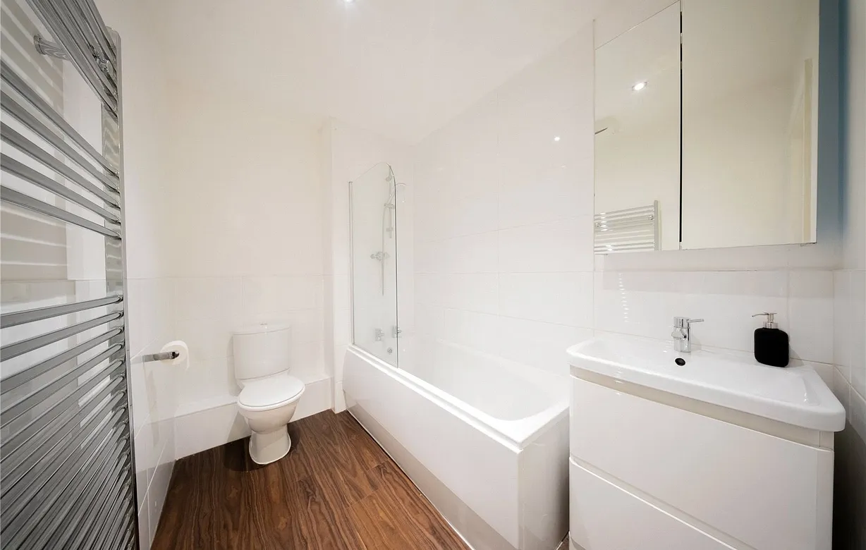 3 bedroom house for sale - Bentley Hurst