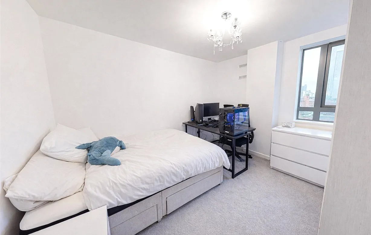 3 bedroom apartment for sale - Bentley Hurst