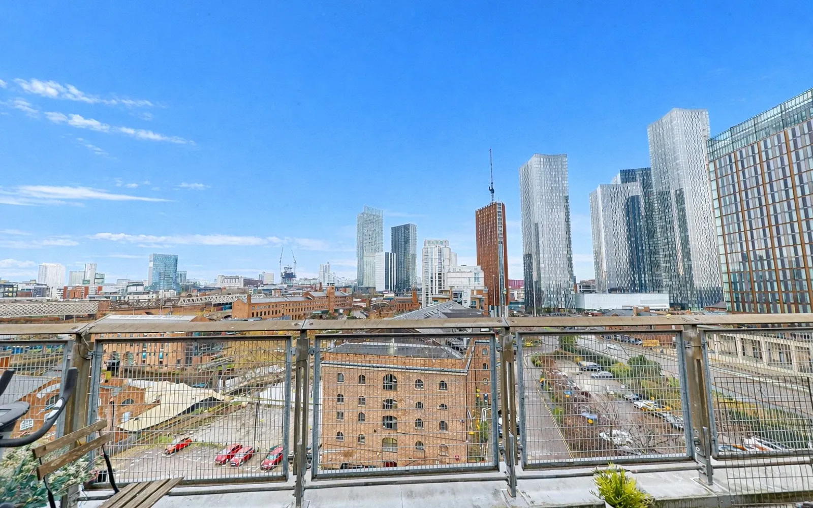 3 bedroom apartment for sale - Bentley Hurst