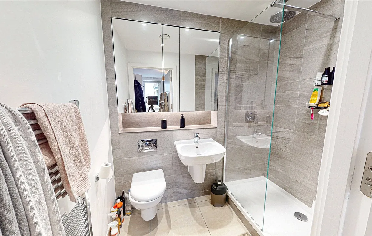 2 bedroom apartment for sale - Bentley Hurst