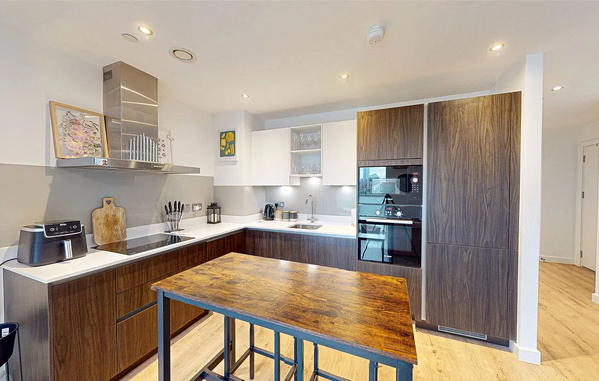 2 bedroom apartment for sale - Bentley Hurst