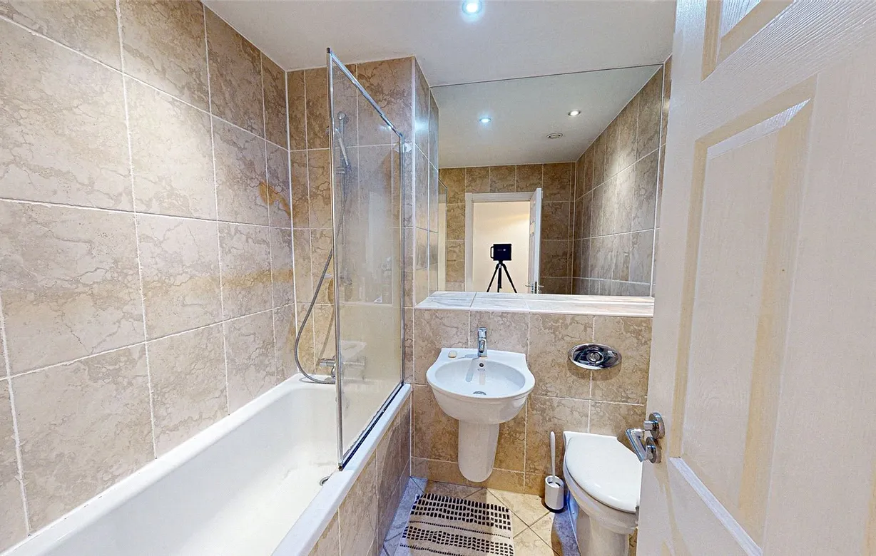 1 bedroom apartment for sale - Bentley Hurst