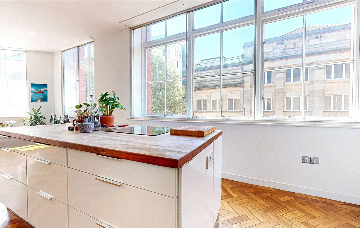 2 bedroom apartment to rent - Bentley Hurst