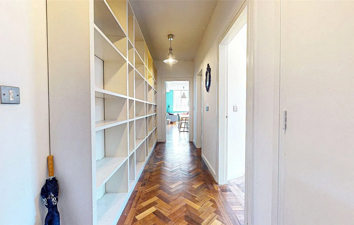 2 bedroom apartment to rent - Bentley Hurst