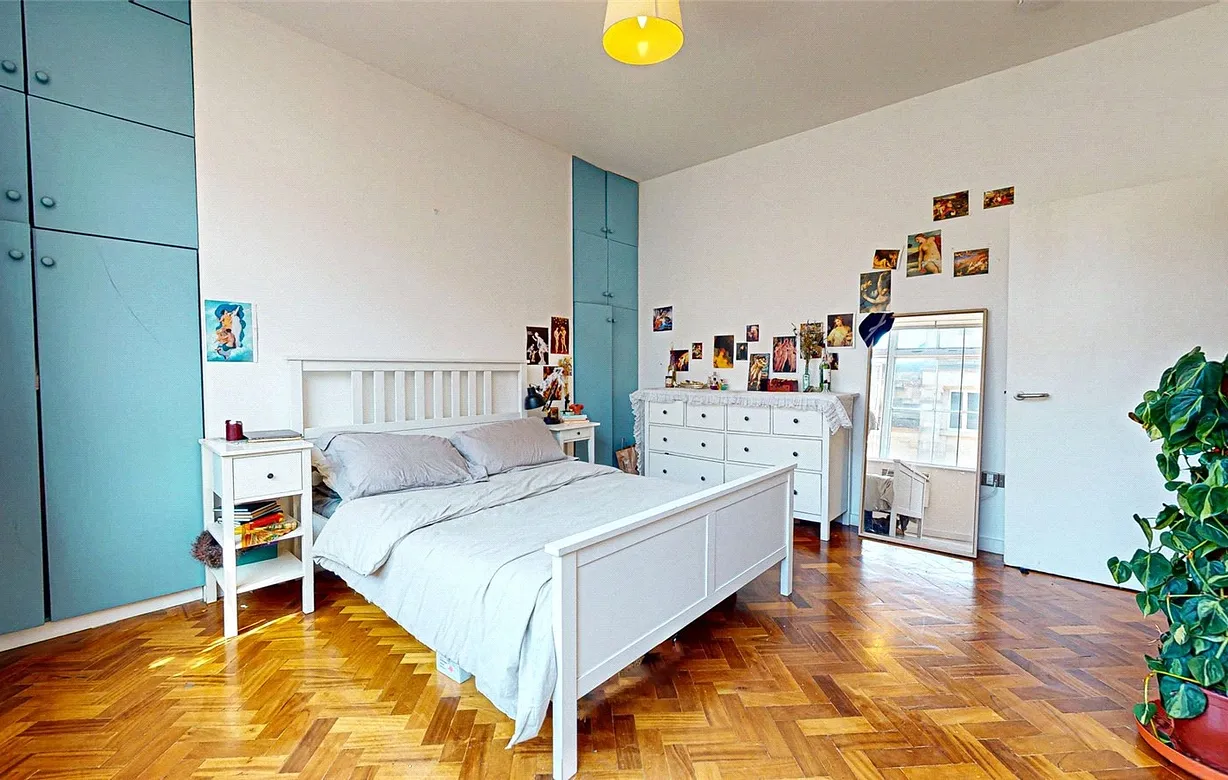 2 bedroom apartment to rent - Bentley Hurst