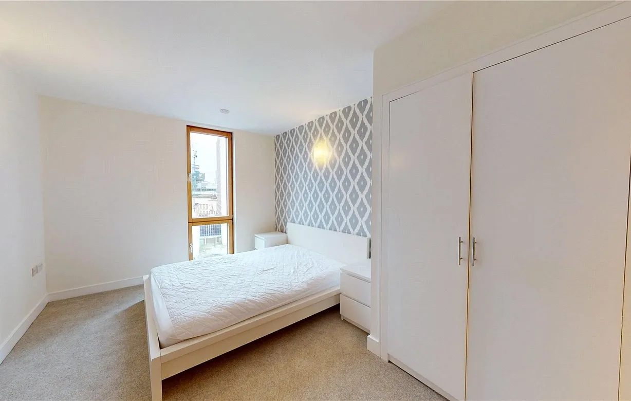 2 bedroom apartment to rent - Bentley Hurst