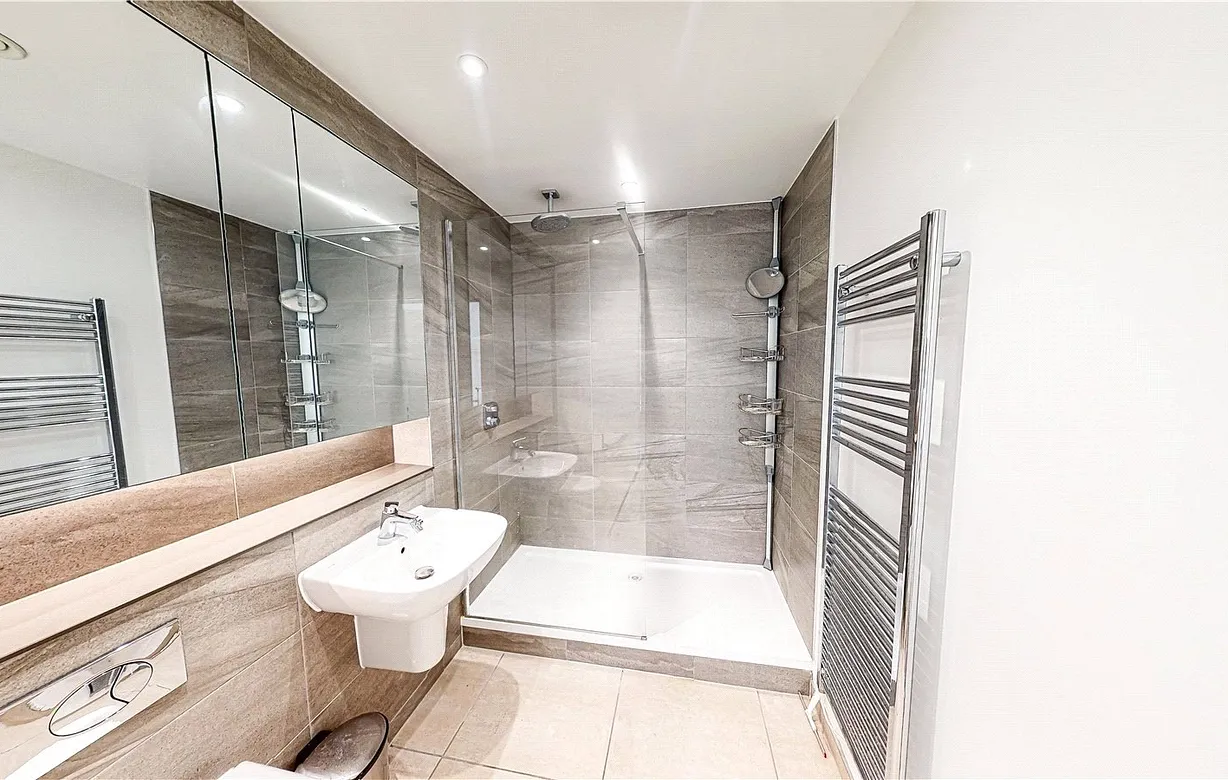 2 bedroom apartment for sale - Bentley Hurst