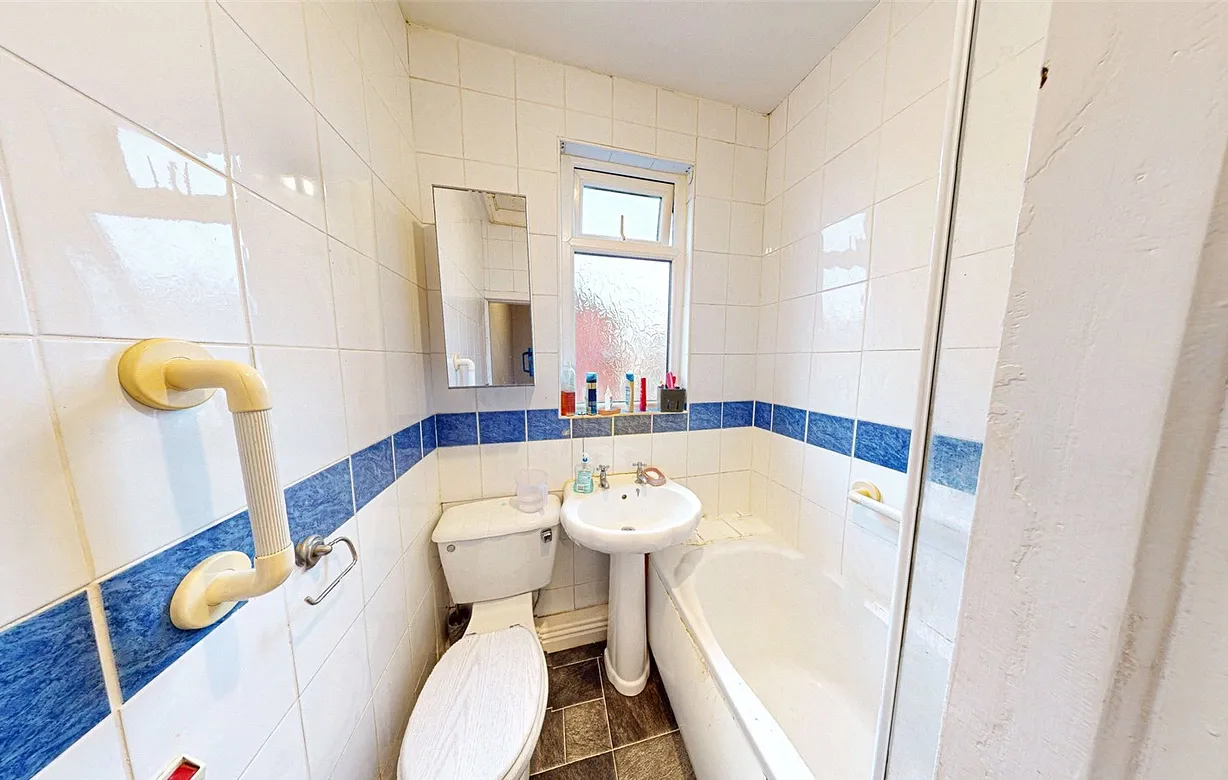 3 bedroom house for sale - Bentley Hurst