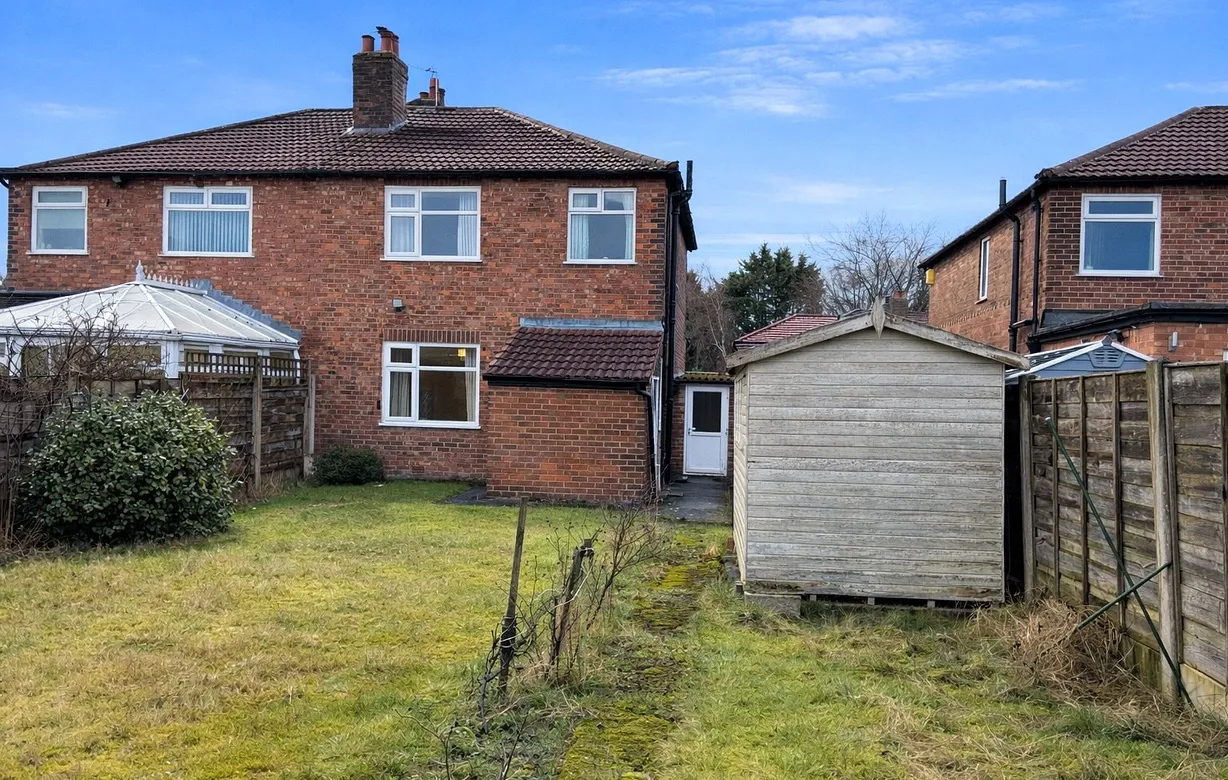 3 bedroom house for sale - Bentley Hurst