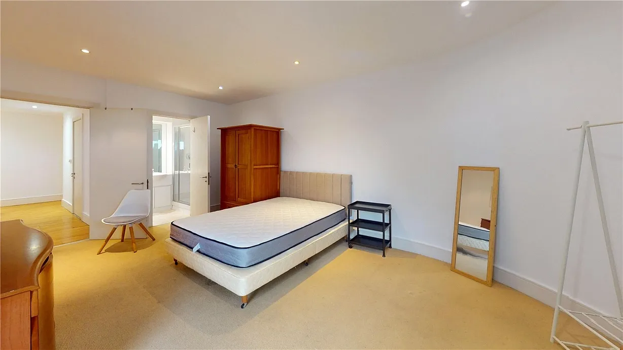 3 bedroom apartment to rent - Bentley Hurst