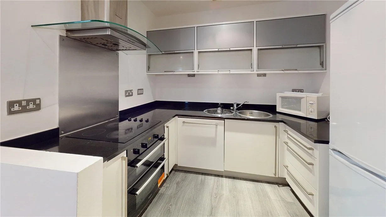 3 bedroom apartment to rent - Bentley Hurst