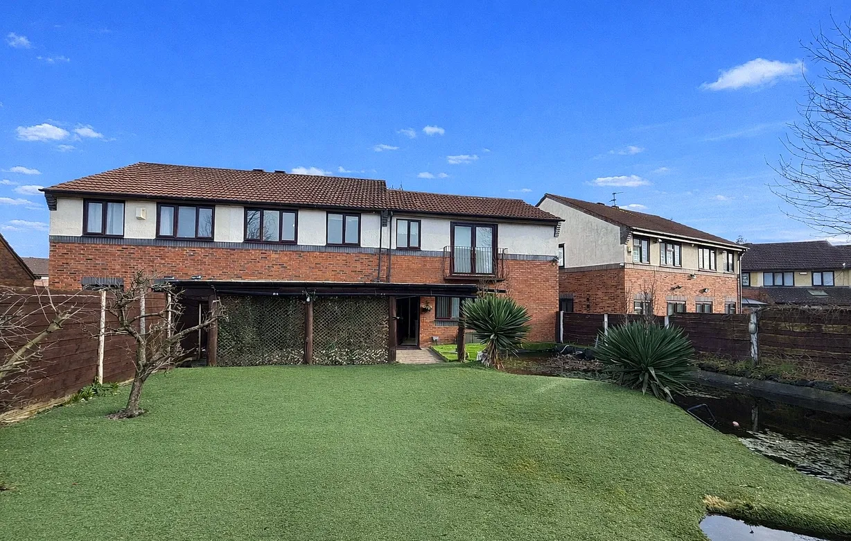 3 bedroom house for sale - Bentley Hurst