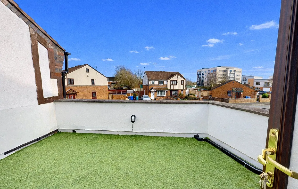 3 bedroom house for sale - Bentley Hurst