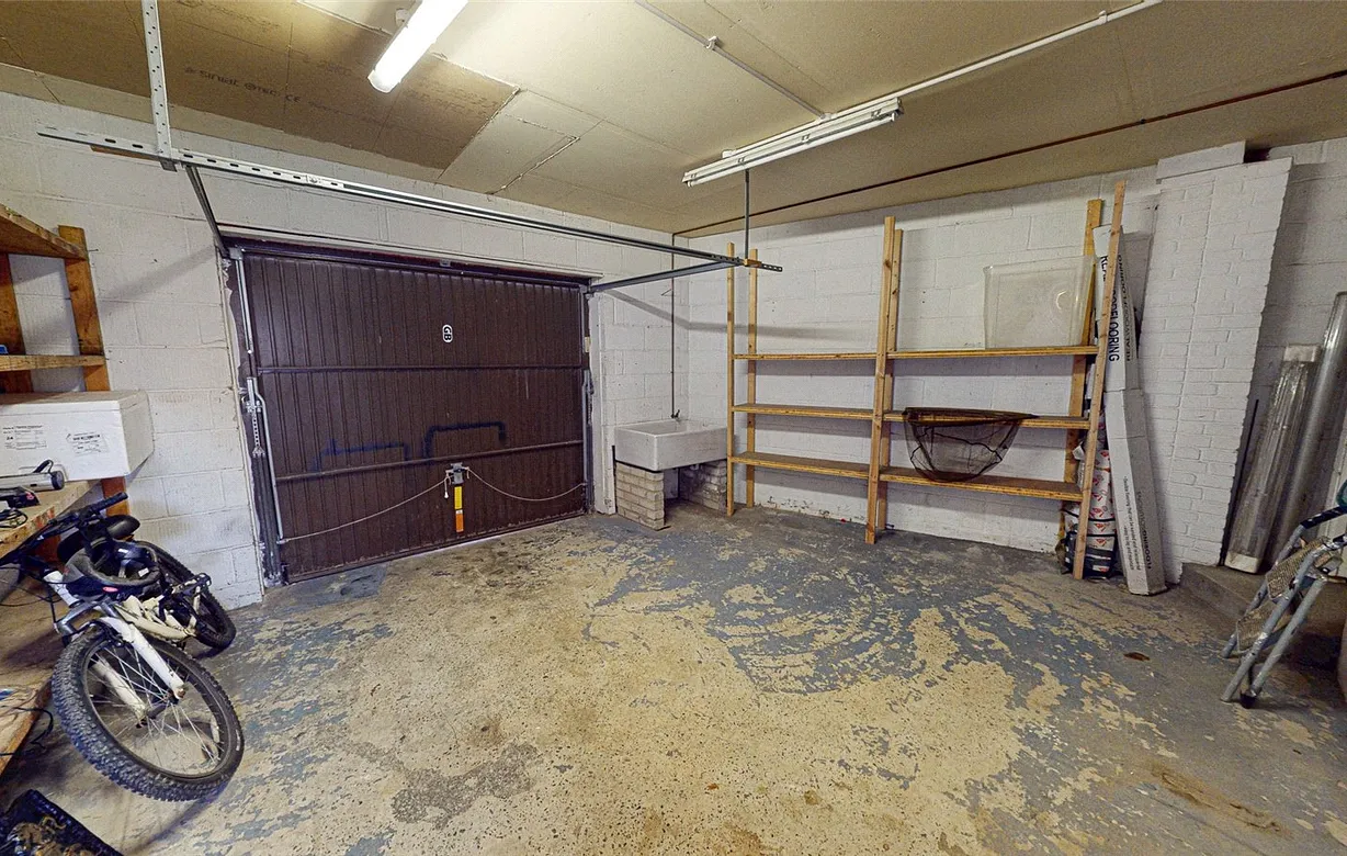 3 bedroom house for sale - Bentley Hurst