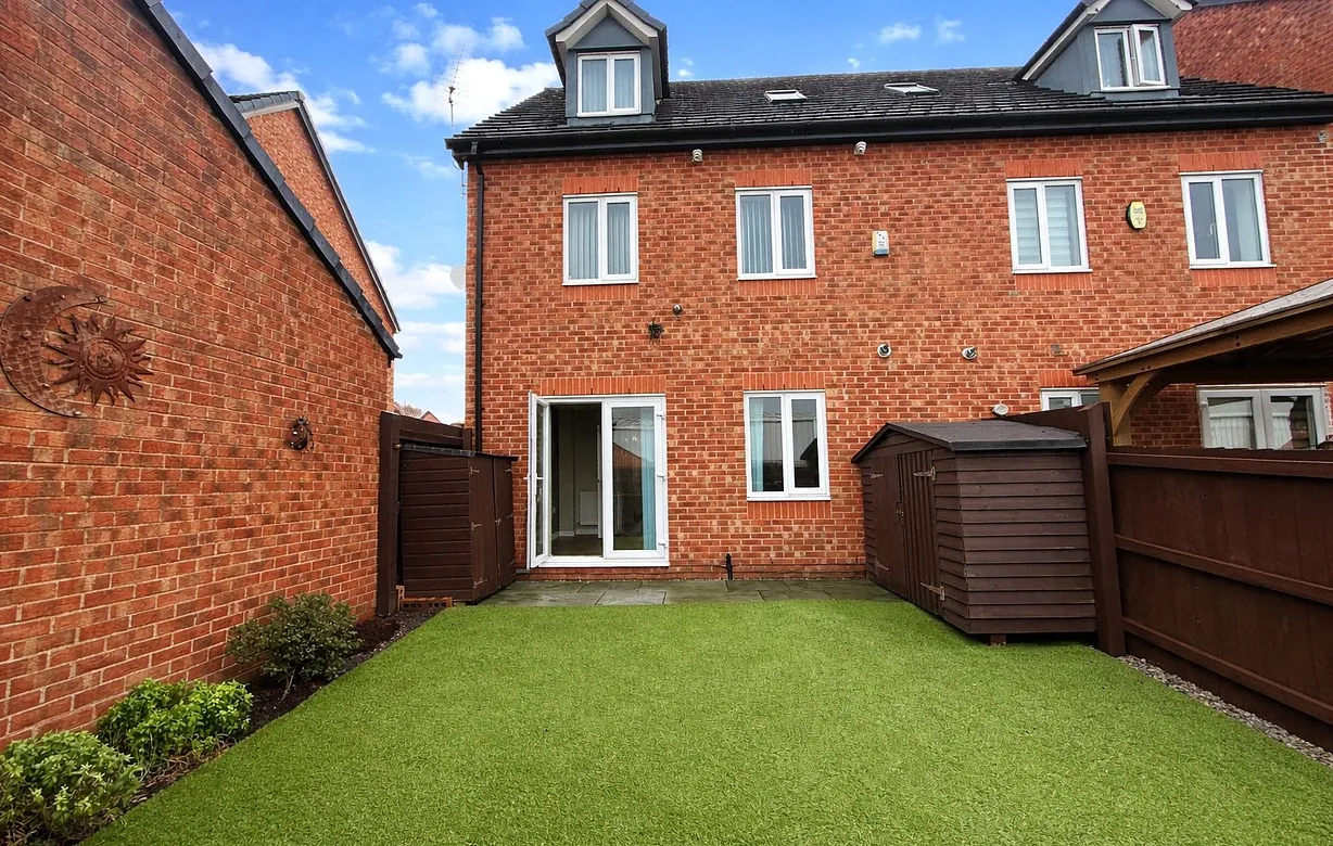 4 bedroom townhouse to rent - Bentley Hurst