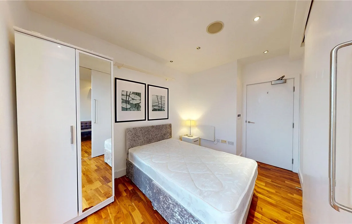 1 bedroom apartment to rent - Bentley Hurst