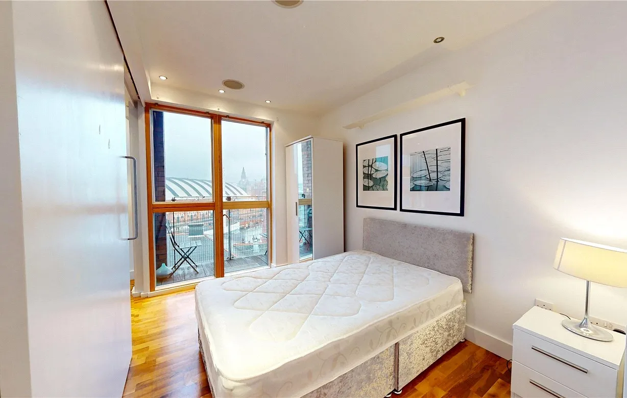 1 bedroom apartment to rent - Bentley Hurst