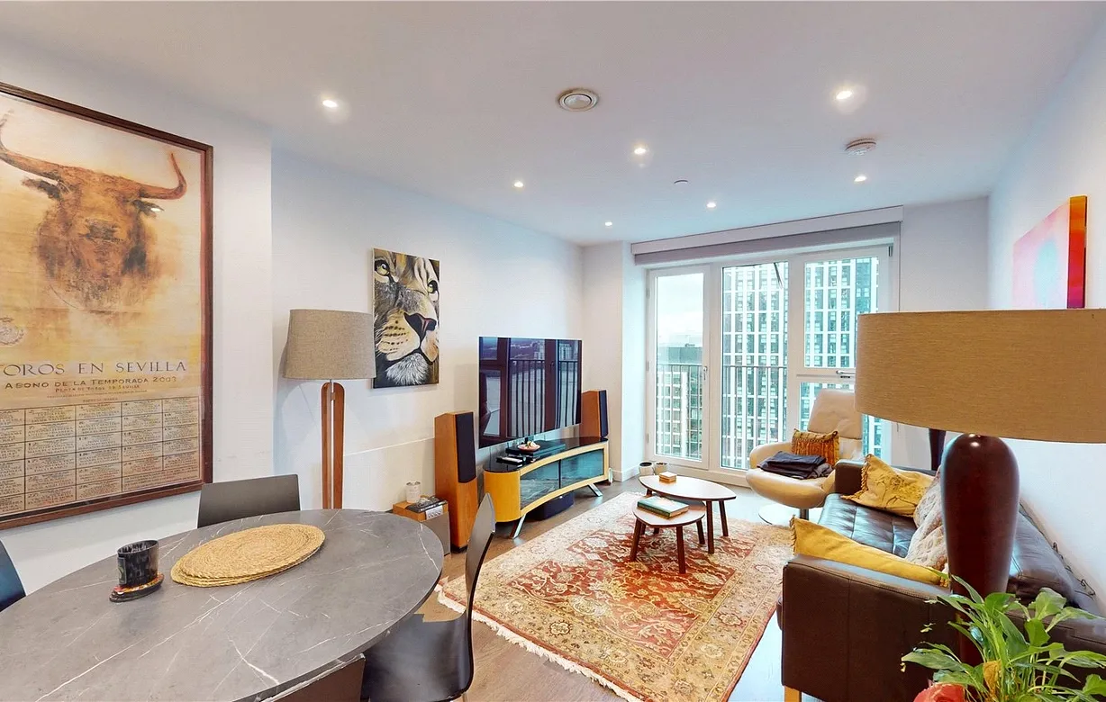 2 bedroom apartment to rent - Bentley Hurst