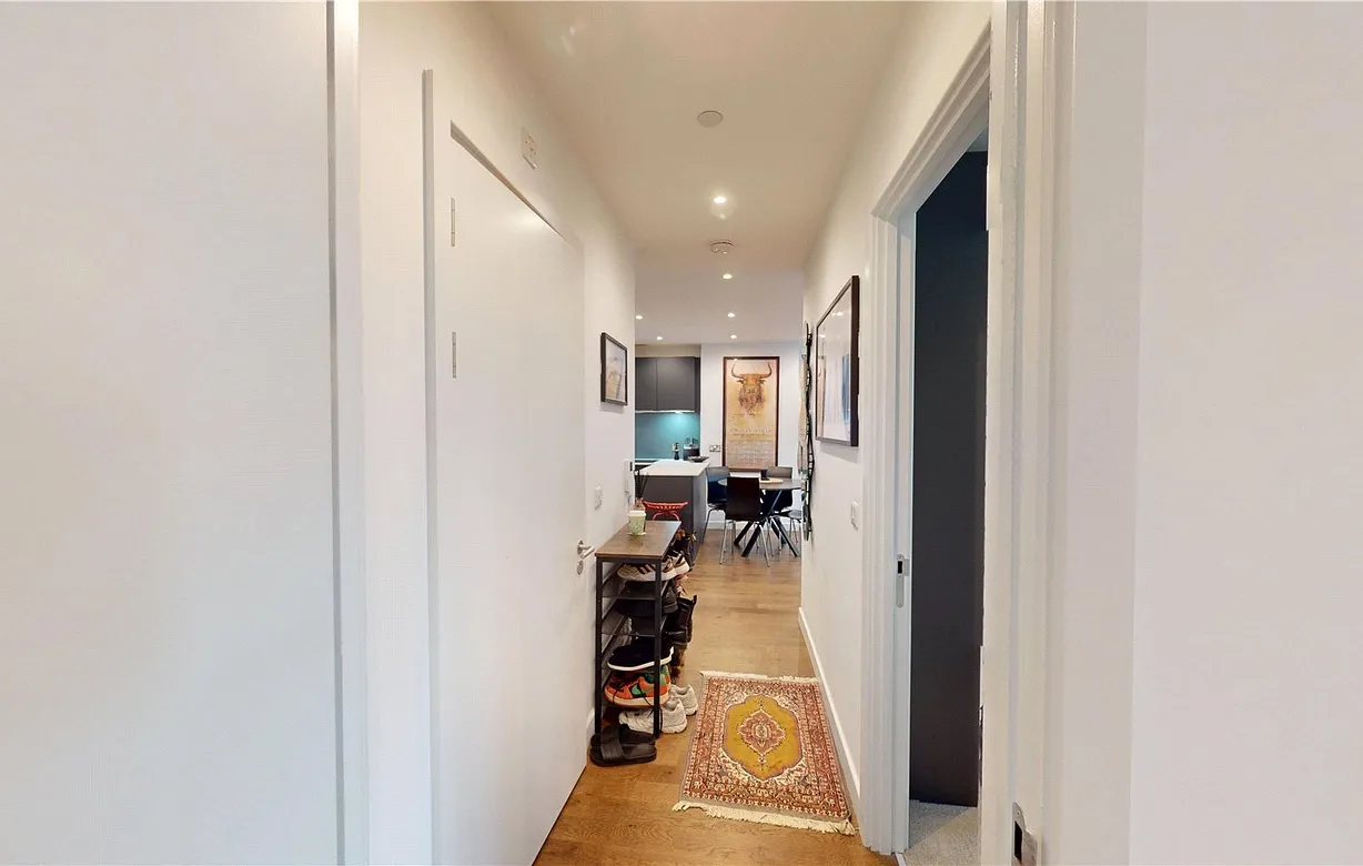 2 bedroom apartment to rent - Bentley Hurst