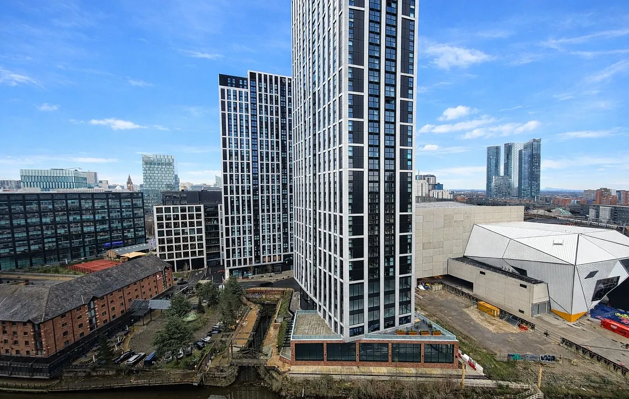 2 bedroom apartment to rent - Bentley Hurst