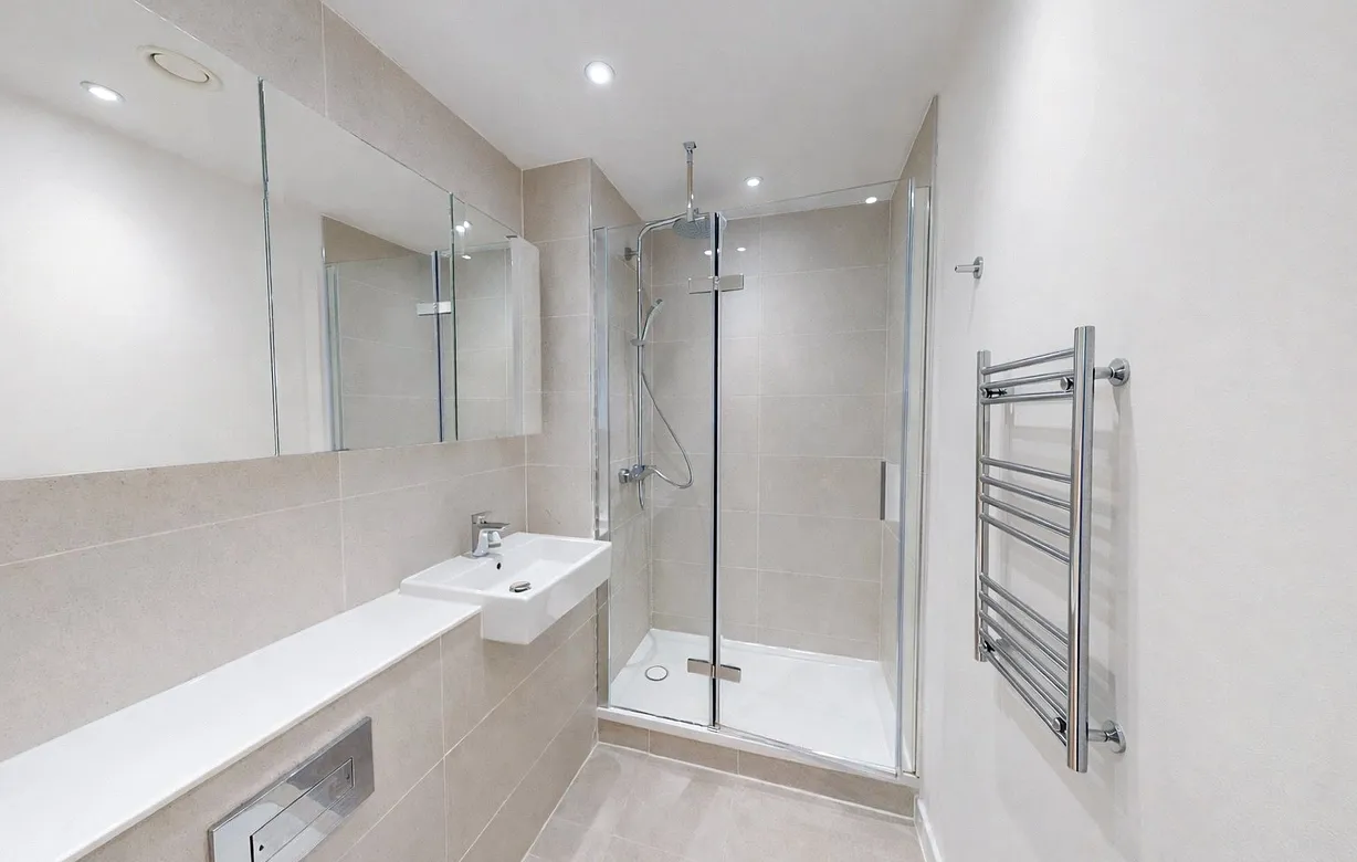 2 bedroom apartment to rent - Bentley Hurst