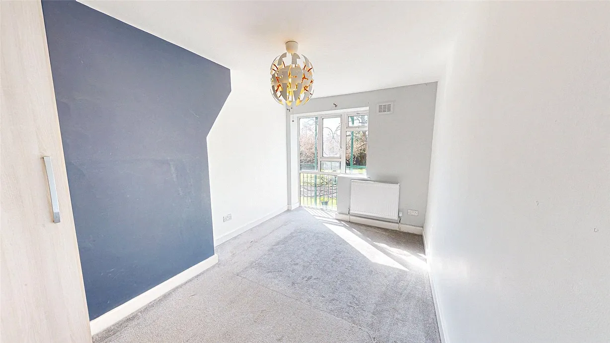 3 bedroom apartment for sale - Bentley Hurst