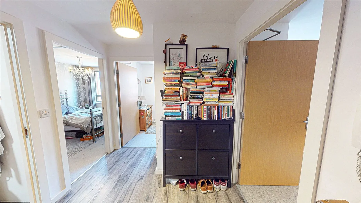 2 bedroom apartment for sale - Bentley Hurst