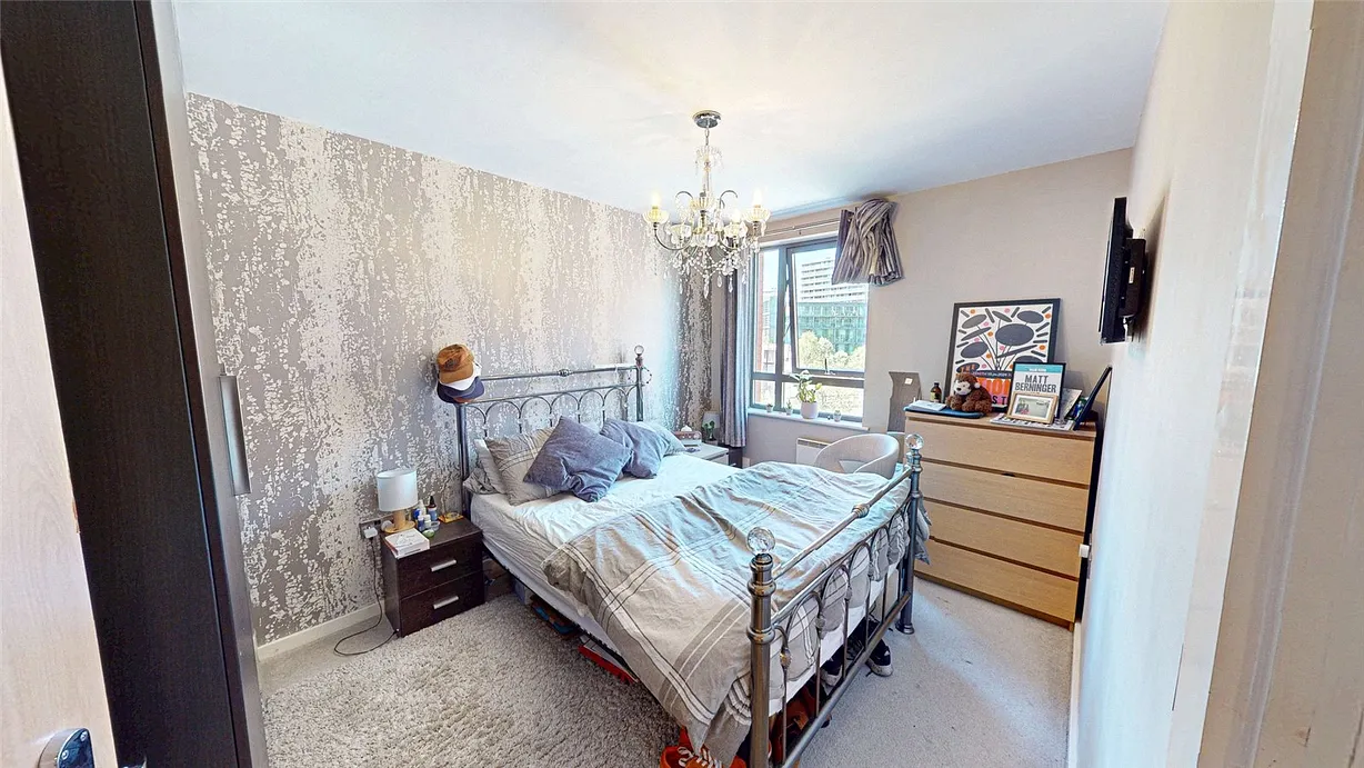 2 bedroom apartment for sale - Bentley Hurst