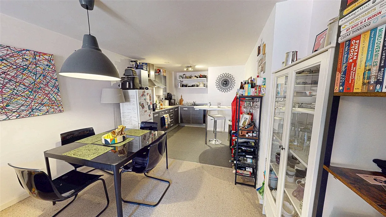 2 bedroom apartment for sale - Bentley Hurst