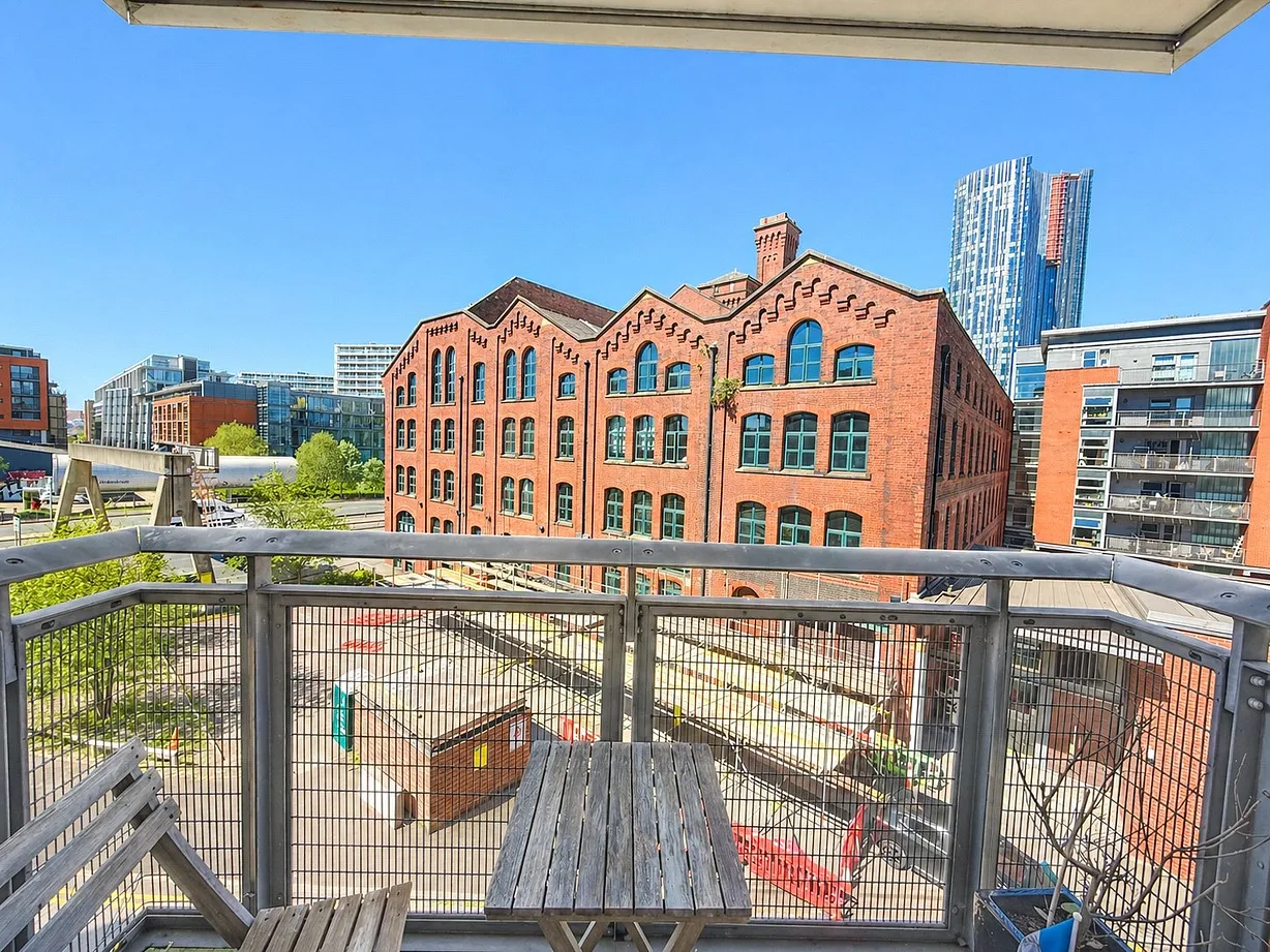 2 bedroom apartment for sale - Bentley Hurst