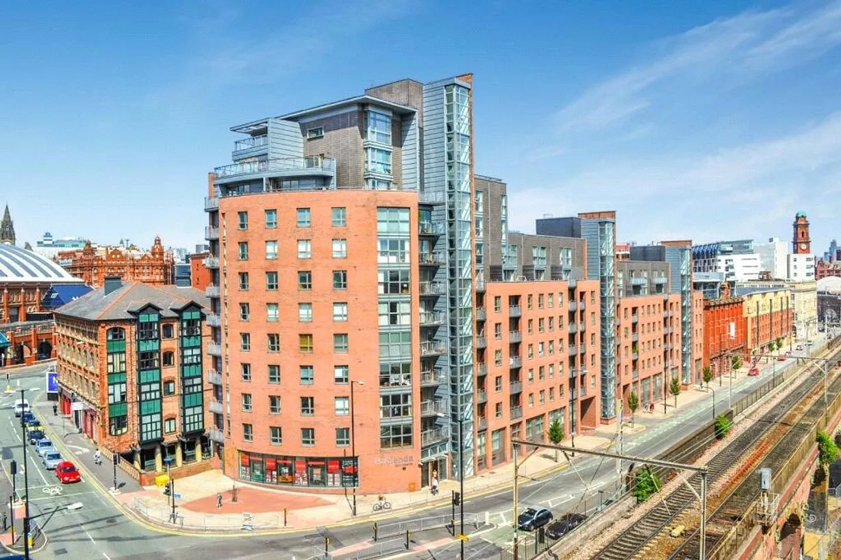 1 bedroom apartment to rent - Bentley Hurst