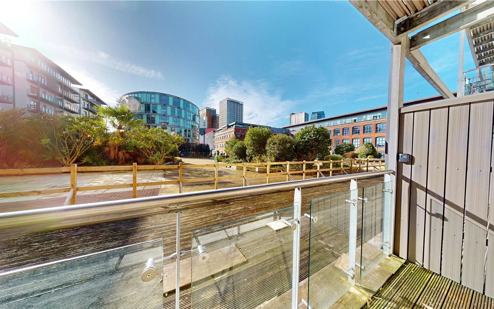 2 bedroom apartment to rent - Bentley Hurst