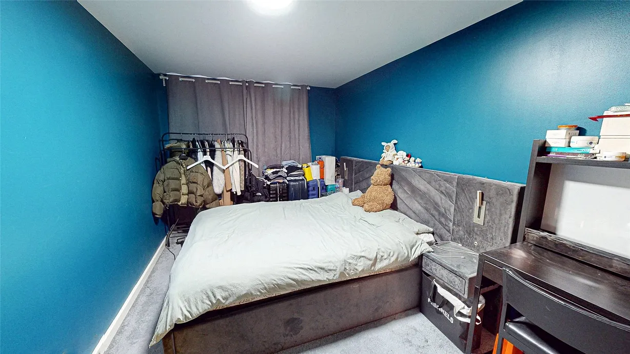 2 bedroom apartment for sale - Bentley Hurst