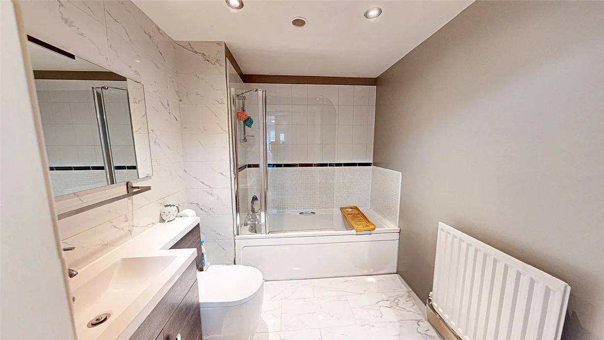 2 bedroom apartment for sale - Bentley Hurst