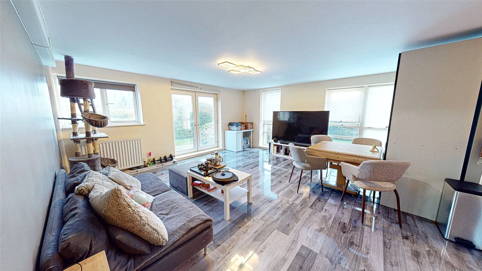 2 bedroom apartment for sale - Bentley Hurst