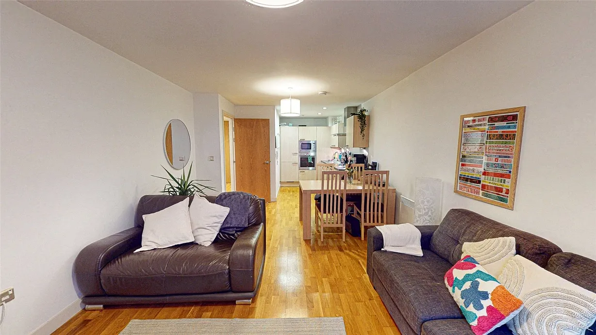 2 bedroom apartment for sale - Bentley Hurst