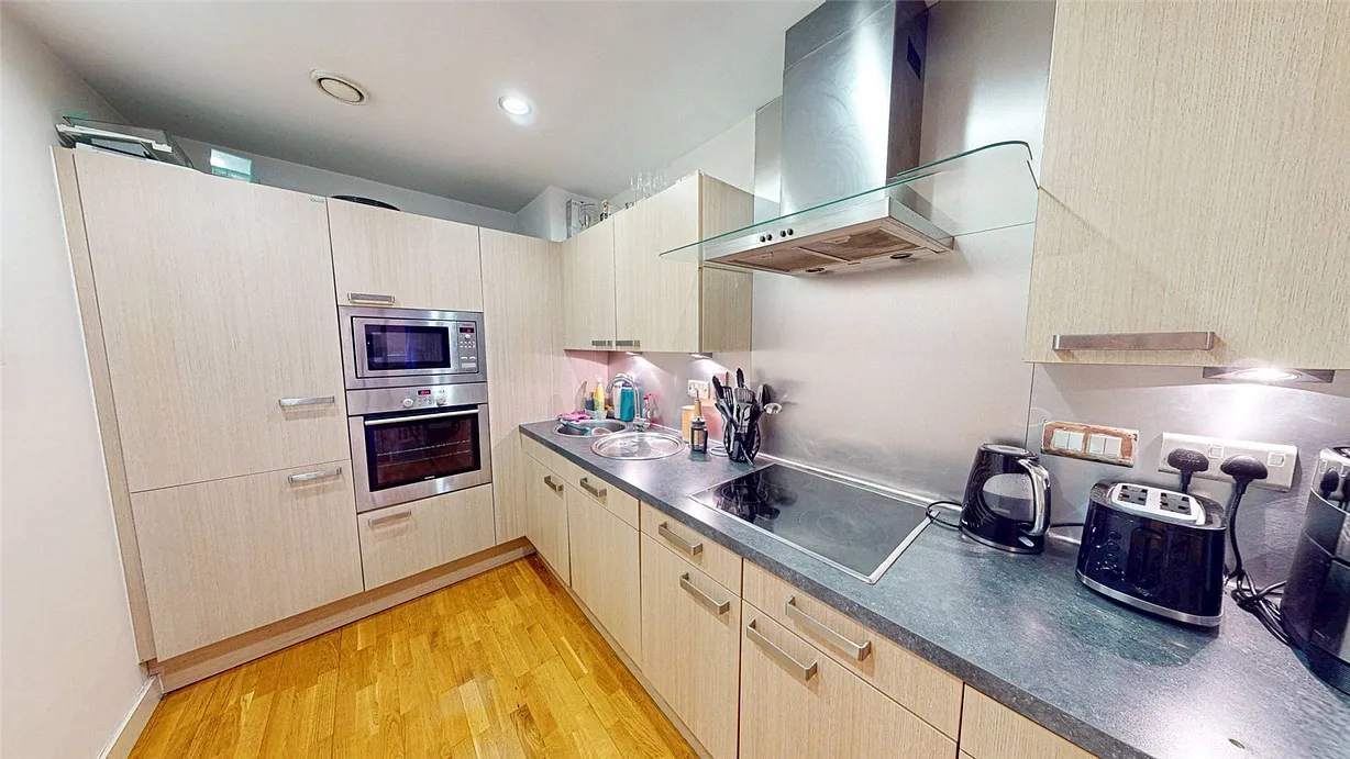 2 bedroom apartment for sale - Bentley Hurst