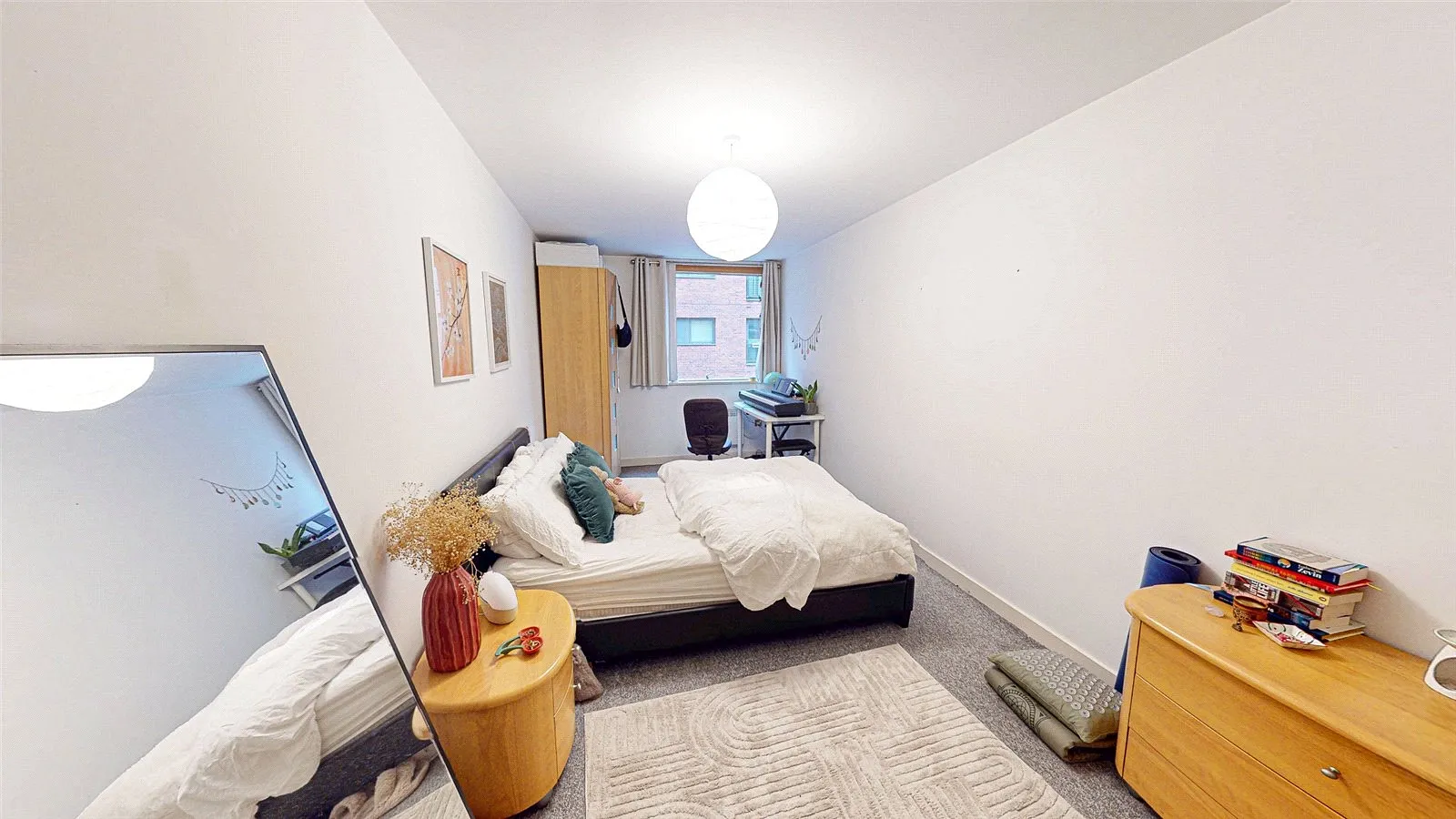 2 bedroom apartment for sale - Bentley Hurst