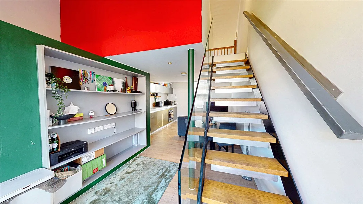 2 bedroom house for sale - Bentley Hurst