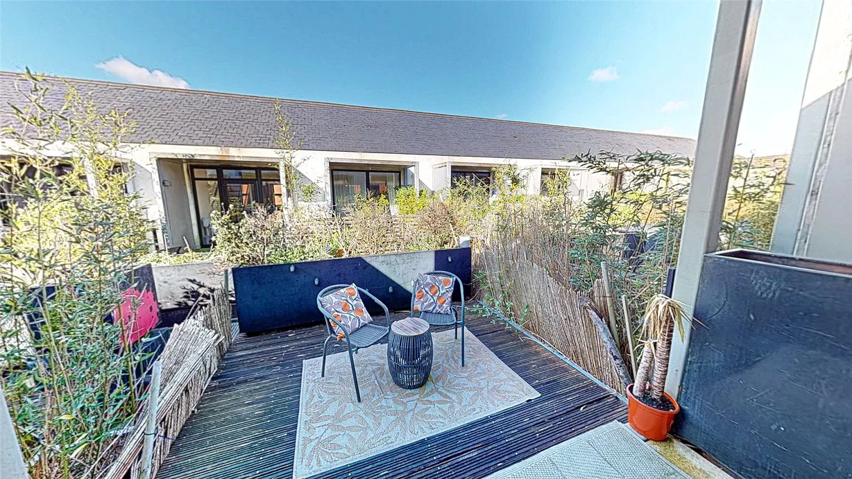2 bedroom house for sale - Bentley Hurst