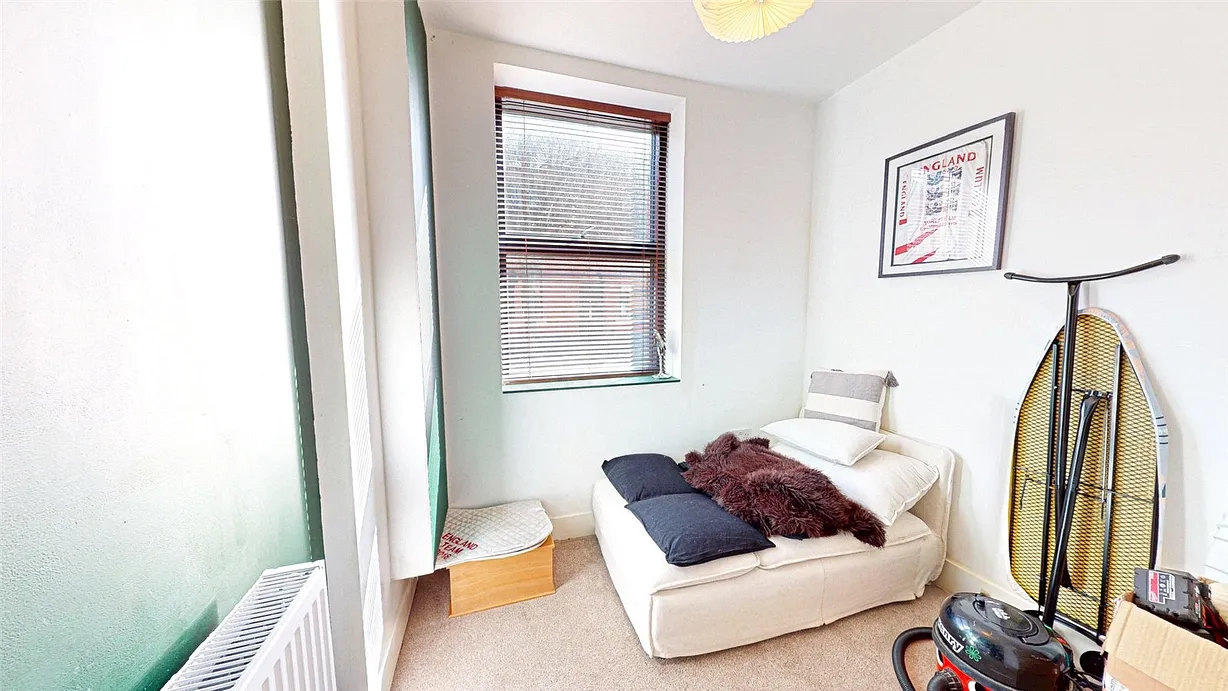 2 bedroom house for sale - Bentley Hurst
