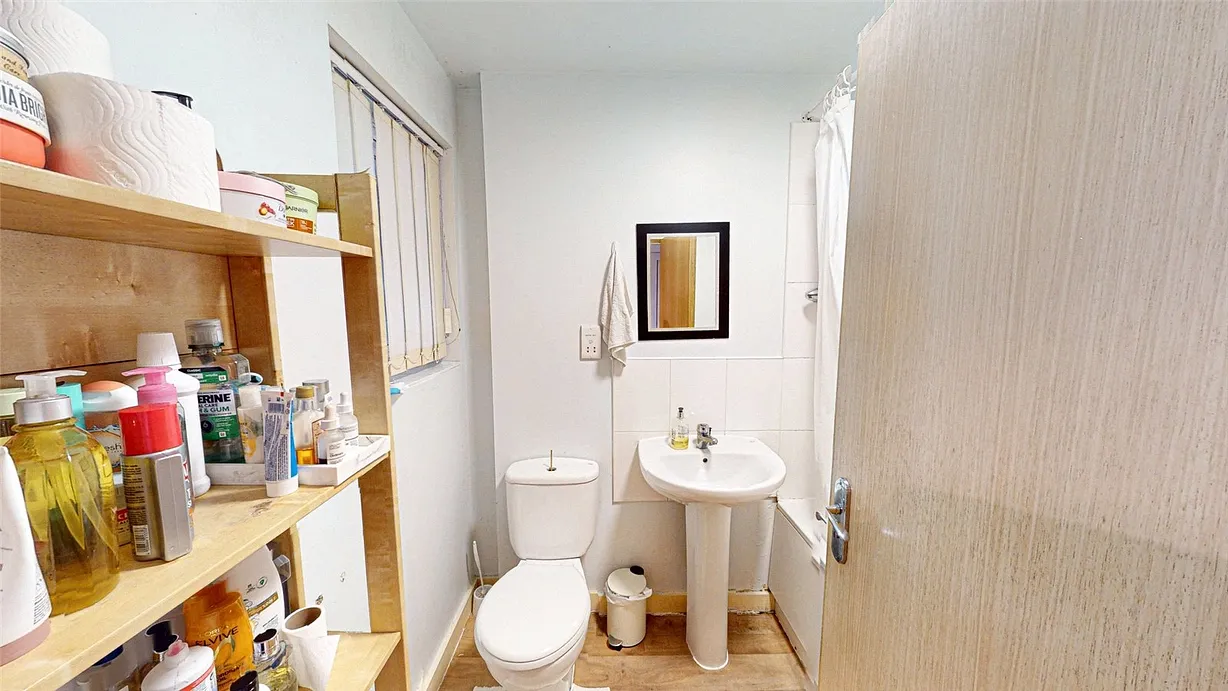 2 bedroom apartment for sale - Bentley Hurst