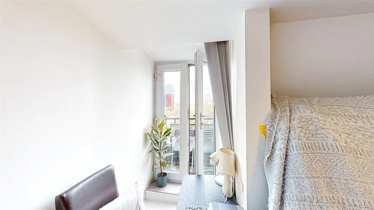 2 bedroom apartment for sale - Bentley Hurst
